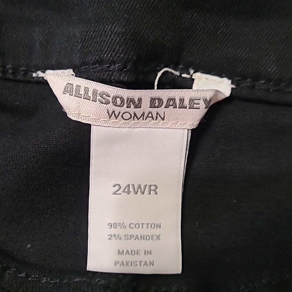 NWT Allison Daley Black Slim Straight Pullon Jeans size 24W - Picture 3 of 8